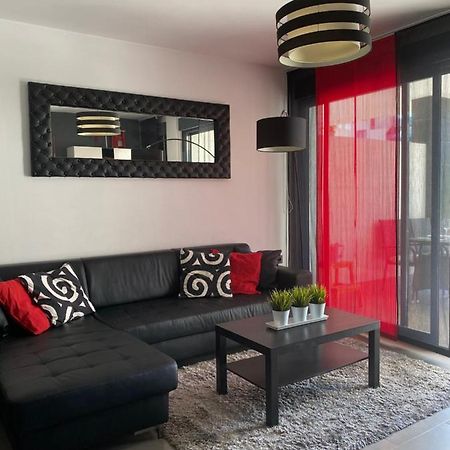 Oasis Beach Apartments Alicante Bagian luar foto
