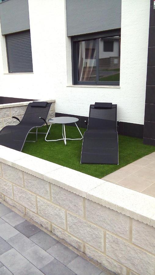 Oasis Beach Apartments Alicante Bagian luar foto