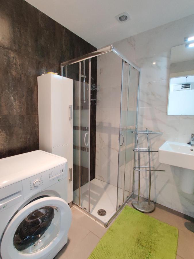 Oasis Beach Apartments Alicante Bagian luar foto