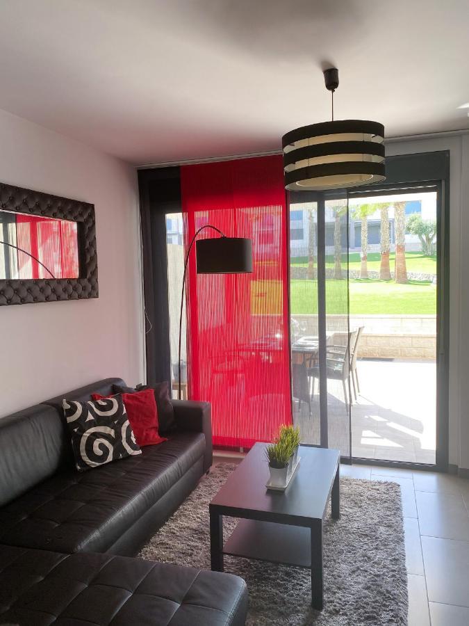 Oasis Beach Apartments Alicante Bagian luar foto