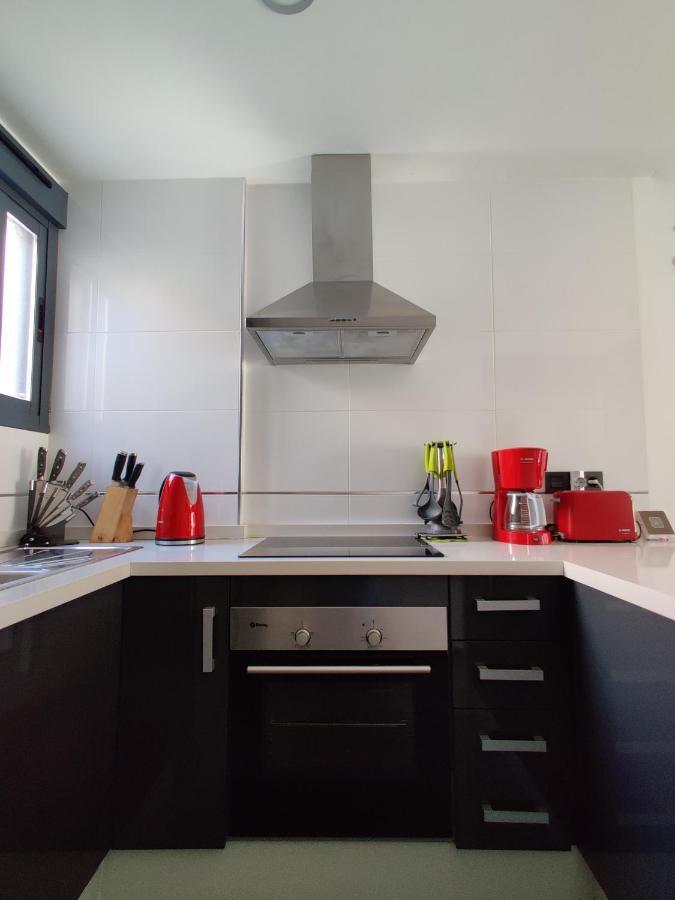 Oasis Beach Apartments Alicante Bagian luar foto